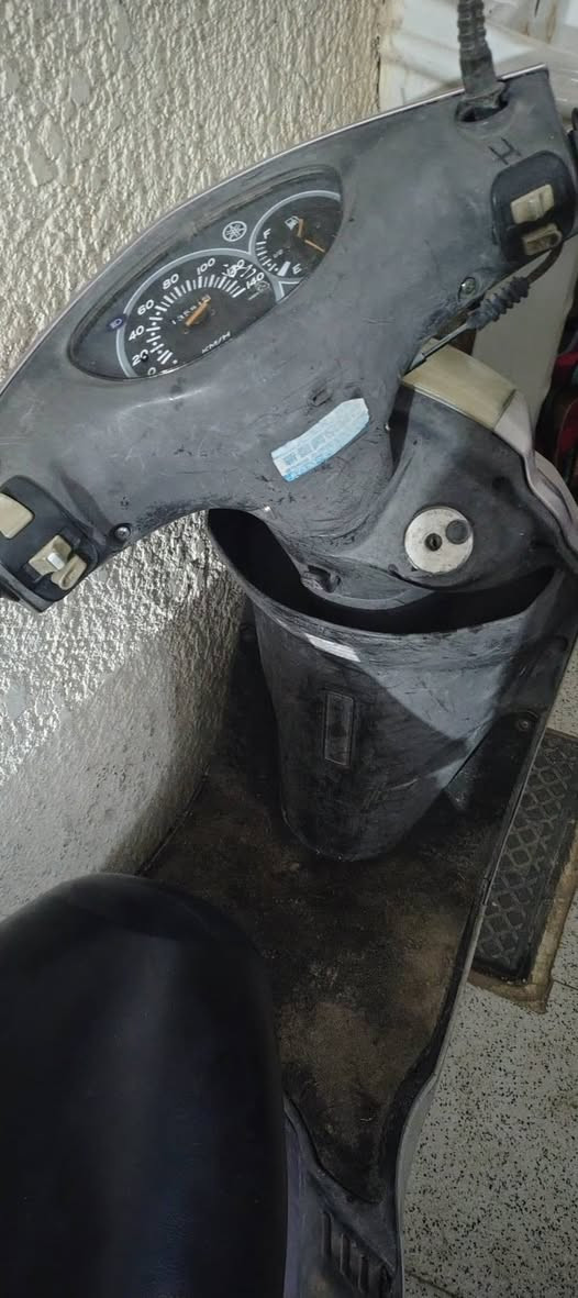 دراجة يوماها بريز نضيفة برغي مامفتوح بية السعر 900 مكاني ميسان العمارة حي الصحفيين رقم ***********
