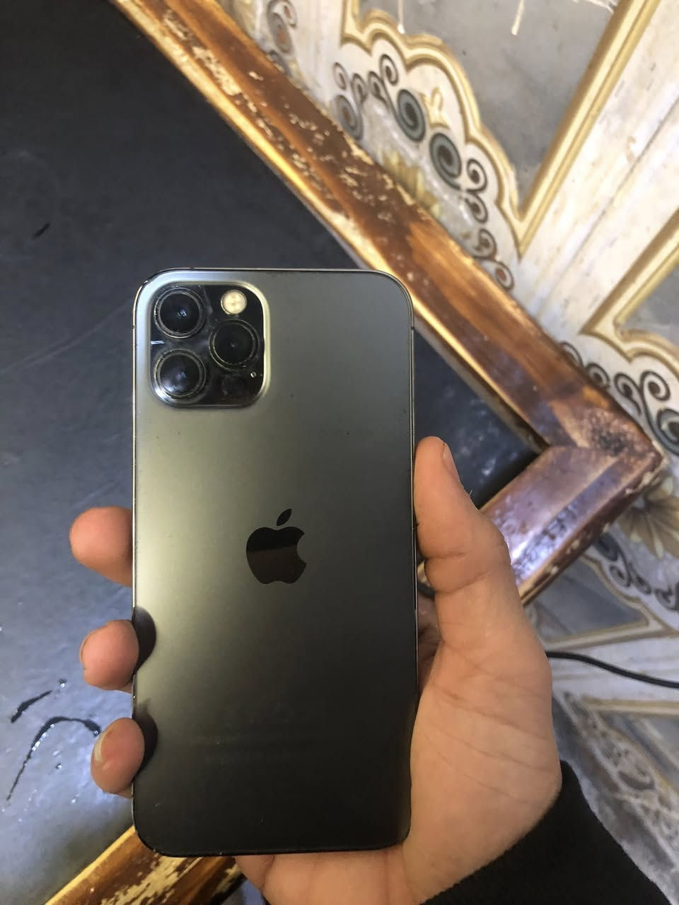 سلام عليكم ايفون 12 برو تليفون كفاله من كلشي  لا بدل بي اي قطعه كله بلاد مكاني بصره القبله ***********
