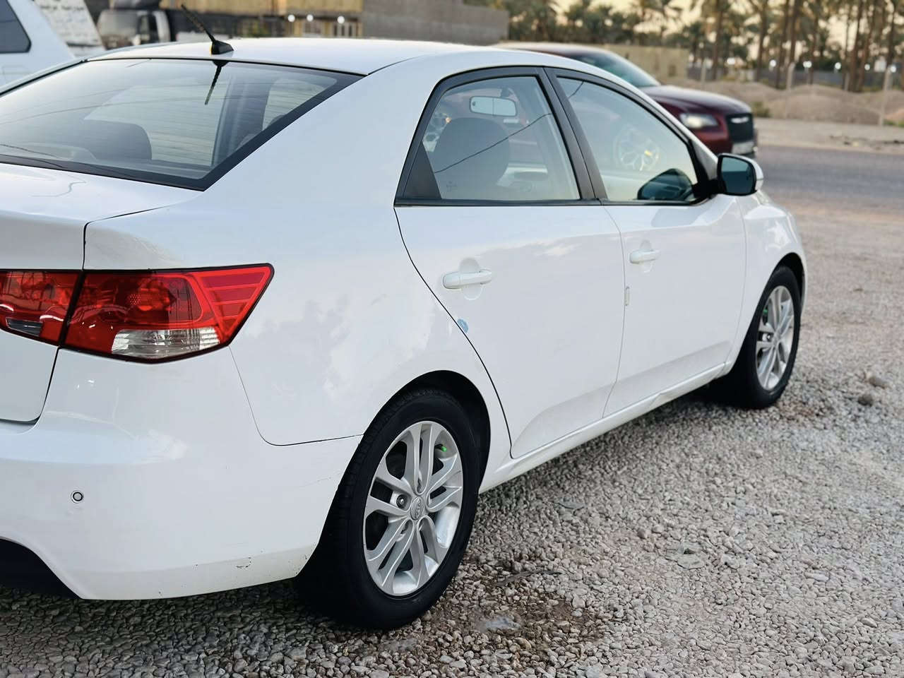 السلام عليكم كيا سيراتو موديل ٢٠١١ رقم بابل بسمي السياره جاهزه من مكينه كير حداديه تبريد تدفئه تخم تاير ماشيه 183
السياره داخل لونين تحكم استيرن اشاير بلمري وشفط  خمس ويل كب السياره بيه بارد بلدور الخلفي وبيه كارد بسيط بلكصه مال القماره فقط السياره حلوه واحلى من الصور مكان السياره بابل النيل الاستفسار ***********
السعر 103 وبيه مجال
