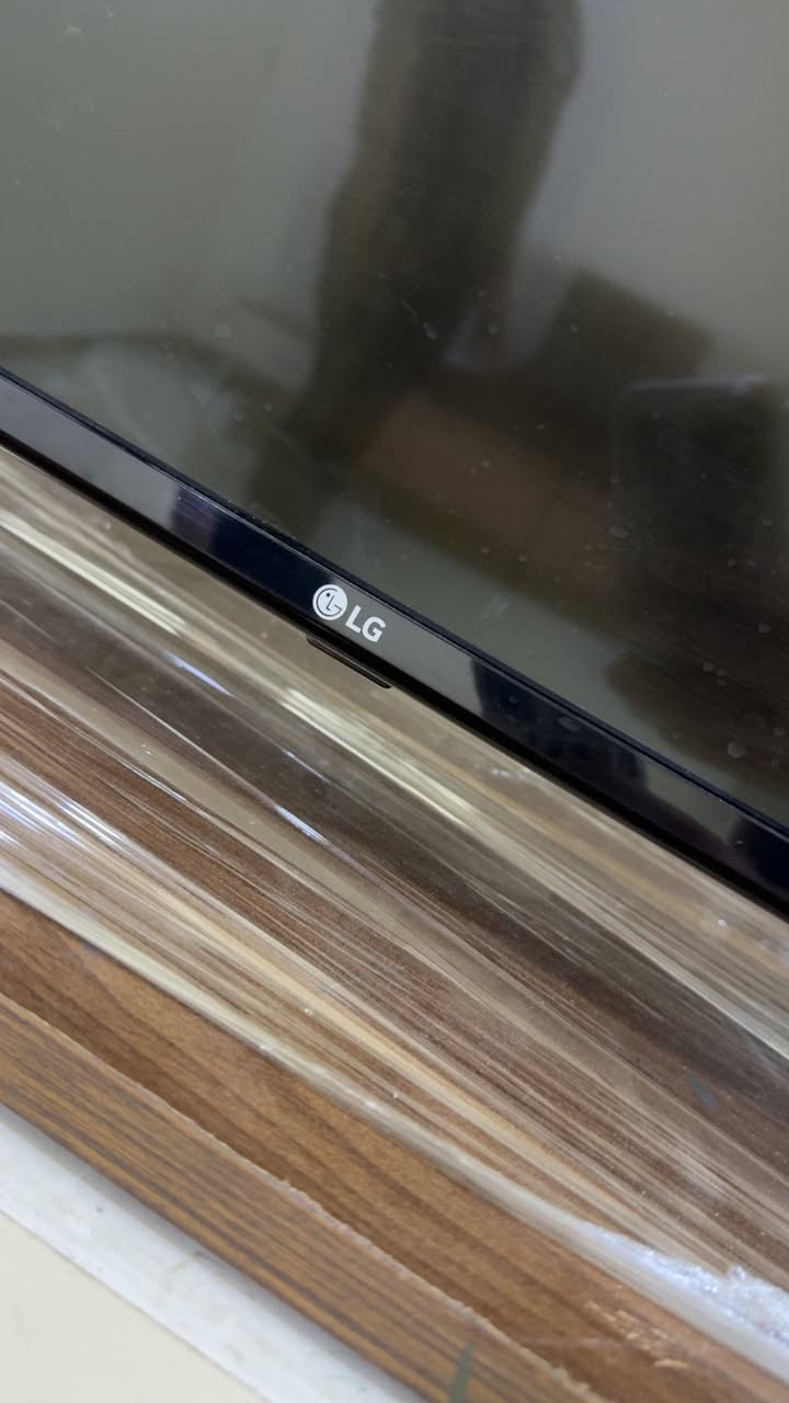 تلفزيون LG
جديد كامل ملحقات 
سعر خاص 
متعرف سعره لتدخل رجاءً


**إذا كنت صاحب هذا الإعلان وتريد حذفه لأي سبب، رجاءا أرسل رسالة إلى الدعم الفني**