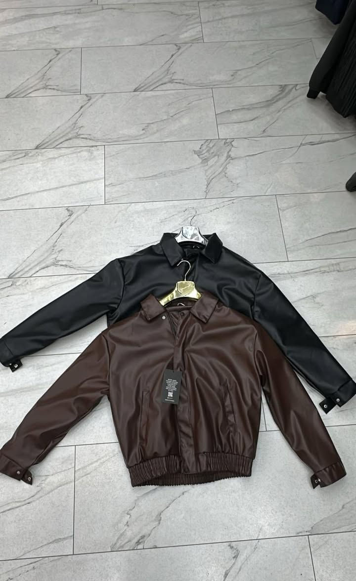 NewO2
قمصلة جلد تركي 

‎قابلة على التجفيف السريع  ماركة فاخر الصُنع ذات  

‎جودة عالية جداً وتصميم عصري يمتاز بالراحة اثناء الاستخدام 

‎متوفر  كما موضح بالصور

————————
العنوان المحل :الصويرة شارع النجمة مجاور اسواق بيت صخي داخل الفرع ازياء O2

‎‏‎
التواصل على الخاص آو مراسلة على واتساب  او الاتصال على الرقم 
***********
