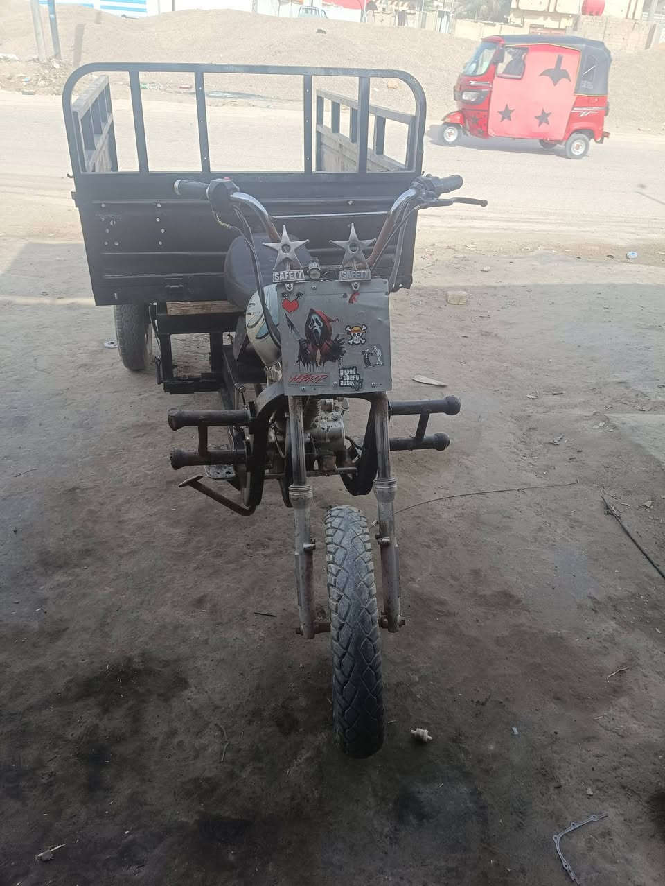 سلام عليكم ستوته امتي ار اللبيع نضيفه والمكينه خرسه كلشي جديد السعر 525وبيه مجال للتواصل عله هذه الرقم ***********
