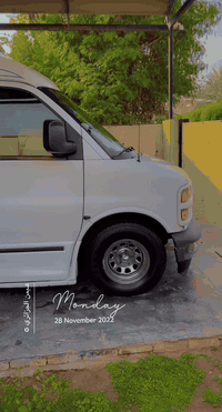 السلام عليكم 
طبعاً السيارة للجناية ولليعرف قيمتها 
ڤان أكس بريس سياحية قمبورة موديل 2000 مسجلة 1990 رقم بصرة أنكليزي بأسمي تحويل بنفس اليوم 
السيارة ما يحتاج اذكر مواصفاتها لان كلشي واضح كدامك 
السيارة وارد يابان جبتها على ايدي ماشية 50 الف وحالياً ماشية فوك ال100 السيارة مكانها بصرة جاهزة على اخر حباية 
(رجاءً المو شراي والمايعرف قيمة السيارة لا يسئل اسئلة غريبة ) 
سعر السيارة 220 ورقة يعني شدتين وعشرين ورقة واذا اكو مراوس عادي حسب القناعة سبب البيع اشتريت مثلها حديثة 
واعتذر على الاطالة والازعاج
رقم التلفون ***********
