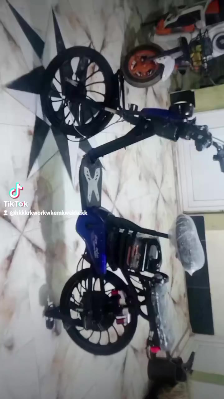 *********** لبيع موديل 2024 نقص شاحنه سعرها الدراجه جوه السوق 125 مكان ديالى الخالص
