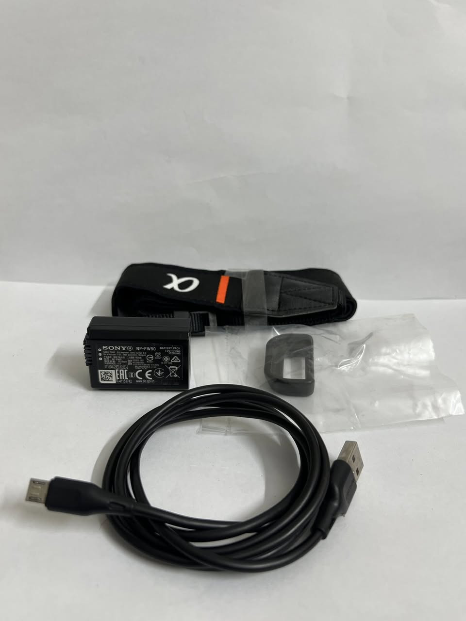 Sony a6400
السلام عليكم
عندي ٢ بدي كامرات سوني ٦٤٠٠  للبيع او مراوس بشي اعلى 

وحدة شتر ٨٠٠٠+ ونظافة ٩٠٪؜ 
وحدة شتر ١٠٠٠٠+ ونظافة شوية اقل بس مابيهة مشاكل
 اكو عدسة كت ١٦-٥٠ وحدة عندي اذا احد يريد وياهن عدسة 

الملحقات موجودة بالصور
مكاني بغداد وماعندي توصيل
اسعارهن ٧٥٠ + ٨٠٠ بدون العدسة


**إذا كنت صاحب هذا الإعلان وتريد حذفه لأي سبب، رجاءا أرسل رسالة إلى الدعم الفني**