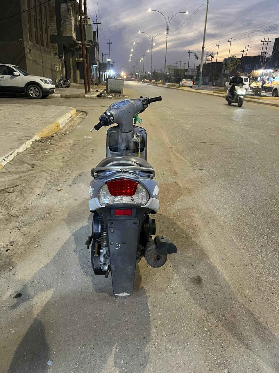 دراجه البيع نضيفه وما مفتوحه شرط السعر ٨٠٠ قفل وهاذه رقمي ***********
