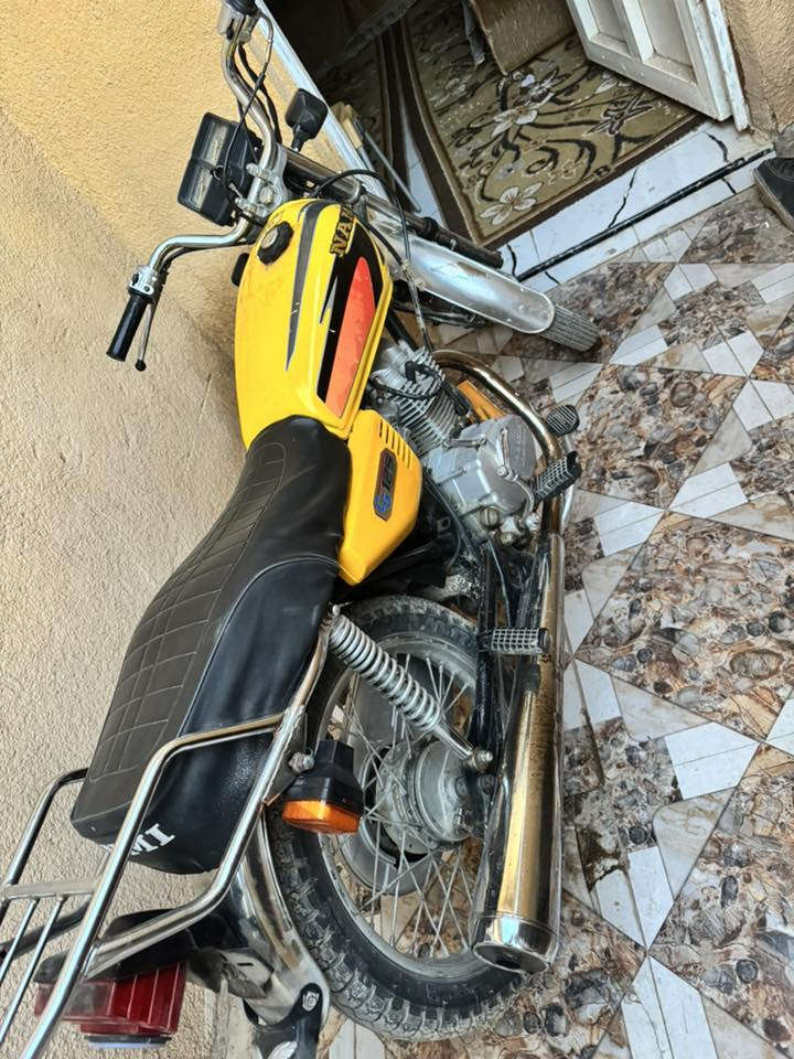 نامه امتياز موديل 2018 نضيف أوراق اصولي كامله سعر 550 بي مجال رقم ***********
