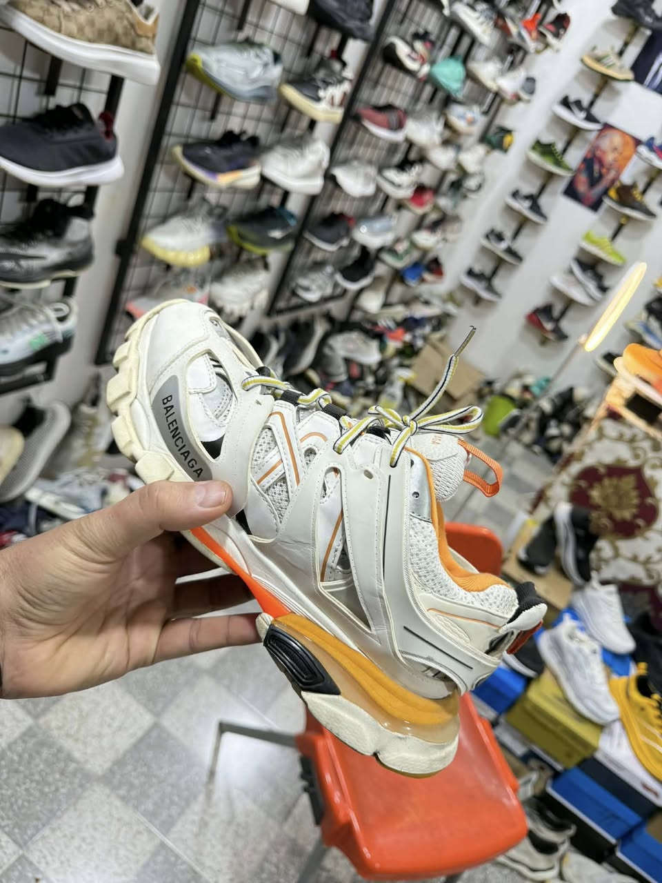 قطعة بالنسياغا الأصلي قياس ٤٣


**إذا كنت صاحب هذا الإعلان وتريد حذفه لأي سبب، رجاءا أرسل رسالة إلى الدعم الفني**