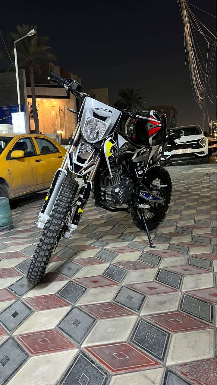 قفاز للبيع CRX300cc زيرو سعر 1850 بيه مجال 
رقم للتواصل 775 053 2083‬ بغداد, العراق
