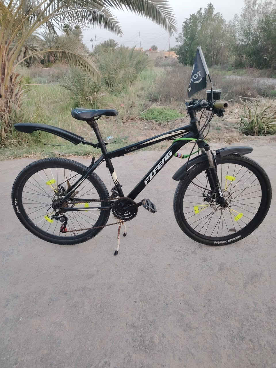 باسكل جبلي حجم 26 تبديلات شغالات عداد سرعة شغال دبلات شغالات سعر 105وبي مجال شراي يجي خاص


**إذا كنت صاحب هذا الإعلان وتريد حذفه لأي سبب، رجاءا أرسل رسالة إلى الدعم الفني**