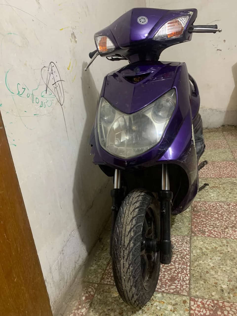 السلام عليكم متوفر  كفرين سكنس فحل الاسود كامل نقص ترايش فقط نضيف مرتب والبنفجي صفاح وبجم وكصه مال اشاير وتريشه تك ليسره *********** مكاني بغداد
