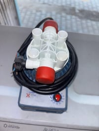 حاقنه دوزنك بمب ايطالي للبيع غير مستخدم توصيل جميع المحافظات 077614900...