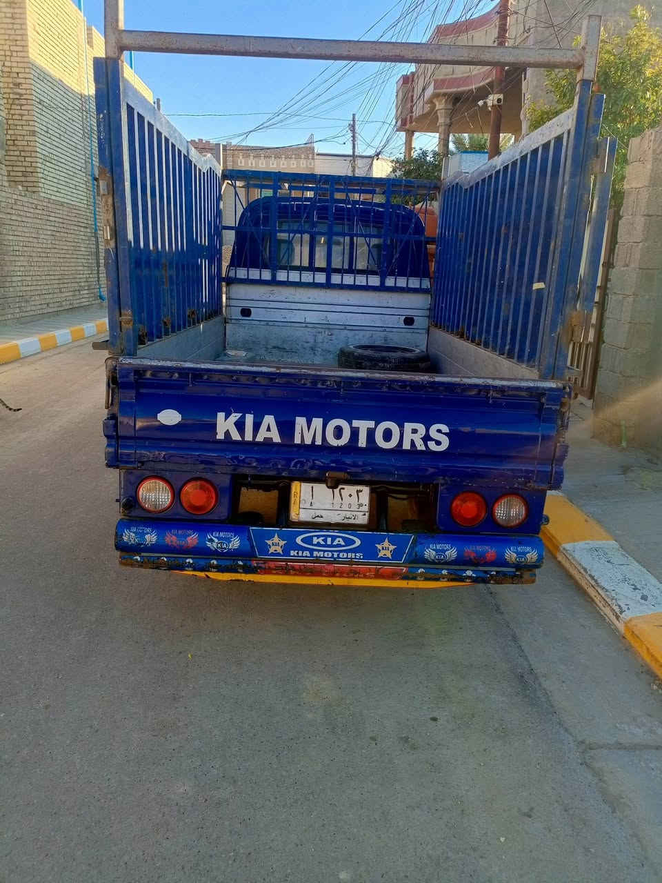 السلام عليكم كيا عموشه ٢٠٠٧محرك مجفت جديد شاصي كير اكسن مكفول كهربائيات كله شغاله تدفئه تبريد شغال ثلج سياره مصبوق عام للجماليه رقم الانبار  مشروع وطني  سياره مال جناي السعر ٨٠وبي مجال لشراي، مكاني فلوجة تحياتي للجميع للاستفسار الاتصال على الارقام/***********/***********/***********
