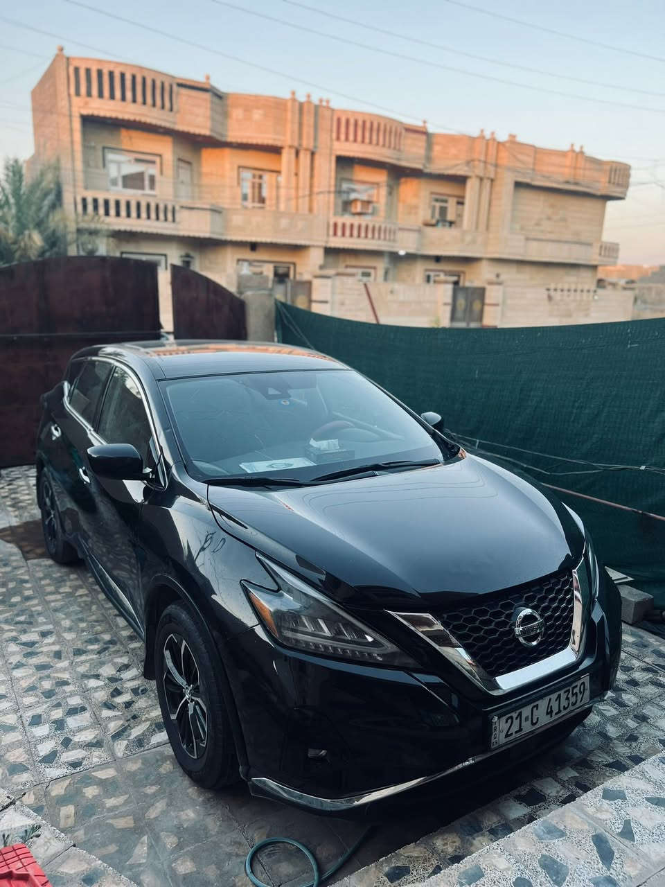 السلام عليكم
للبيع نيسان مورانو 2022 S وارد أمريكي 
ماشيه 74الف km
حادثها (صفحه كلير امريكا)
🔹 محرك V6 سعة 3.5 لتر
🔹 قوة 260 حصان 🐎 
🔹 قير CVT أوتوماتيك
🔹 دفع أمامي 2WD
🔹 عليها ويل SR 
🔹 شاشة وسطية
🔹 كاميرا خلفية
🔹 حساسات خلفية
🔹 تشغيل زر + دخول ذكي
🔹 تحكم ستيرن 
🔹 مثبت سرعة
🔹 مكيف أوتوماتيك
🔹 داخلية مريحة وواسعة
🔹 أنظمة أمان كاملة (ABS + مانع انزلاق + وسائد هوائية 
السعر 135 وبيها مجال قليل 
***********
