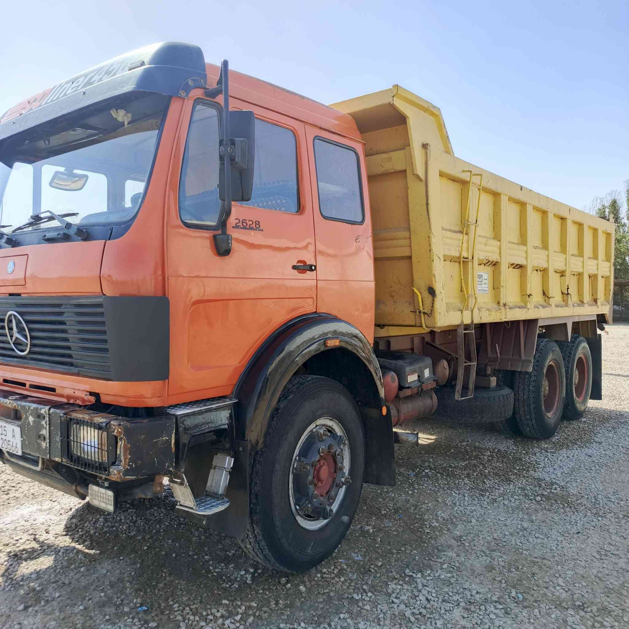 السلام عليكم البي 82كفاله من كلشي سكس ابلادي تخم تاير رقم انكليزي هزه جديدوسنويه جديد مكينه 130كير160شاصي كفاله قطرت صبغ مابي السياره على وضع الشركه مجموعة جيئف رقم ***********
