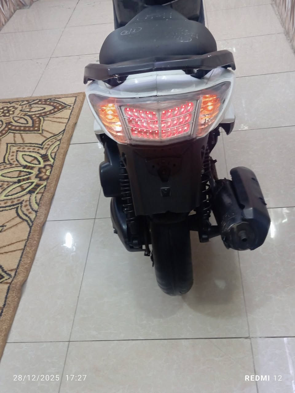 سكنس فحل نوزل دراجه ما شاء الله نصبه وجمال ومامتعوبه نضيفه مكينه ناعمه ومكفوله كهربائيات كلها شغاله كفاله عمه جيب وياك فيتر صالها ٤ تشر من نزلتها من لرمبه نواقصها بس قايش دراجه حيل نضيفه سعر ٨٠٠ وبيها مجال لطيبين ***********
