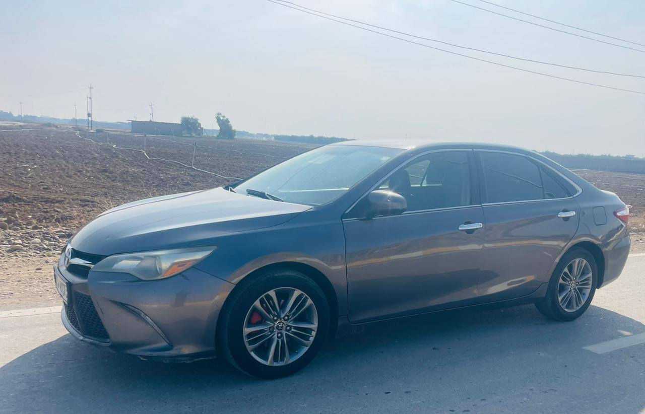 السلام عليكم  (  للبيع ) 
كامري 2016 وارد امريكي
كير مضبوط
محرك بدايه صرف
اطلع من العلم للموصل وارجع ازيدها ربع لتر دهن و شرط لا دخان ولاتبخير
صدر مضبوط
تدفئه وتبريد فول
نضافه كلش راقيه
السعر 155$وبيها مجال 
والسونار مرفق مع الصور
للاستفسار اكثر خابرني *********** تكريت, صلاح الدين
