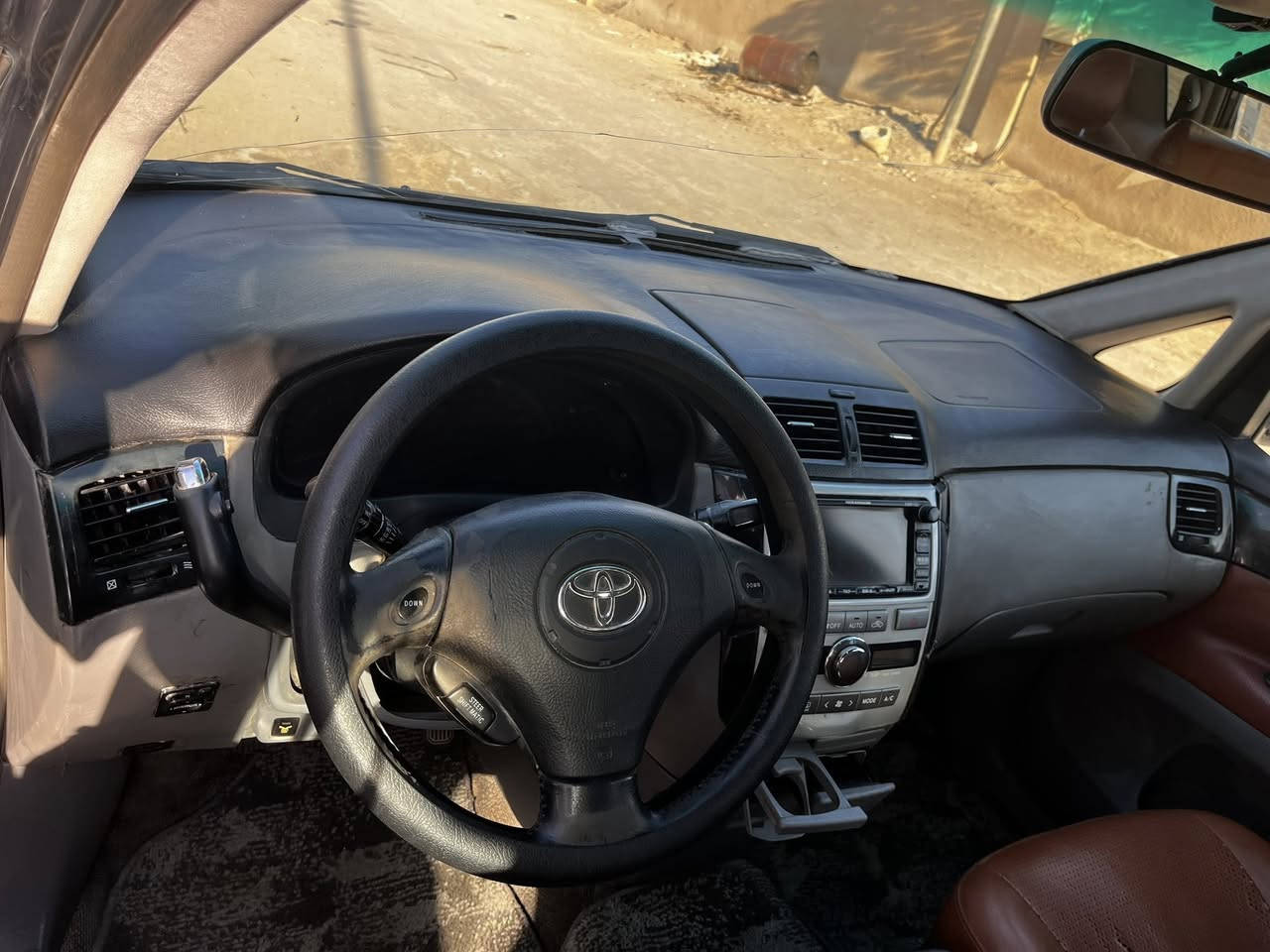 ابصم للبيع (برخص التراب) رقم ذي قار تحويل ثاني يوم سنويه منتهيه معامله كامله فقط تحول وتستلم ارقام وسنويه جديد بديها بيه جراد حداده حلوه محرك كير كهربائيات كفاله  مكاني بصرة خور الزبير *********** مستعجل جدا على البيع لهذا السعر رخيص
سعر 75  قفل ماكو اصولي بهلسعر
