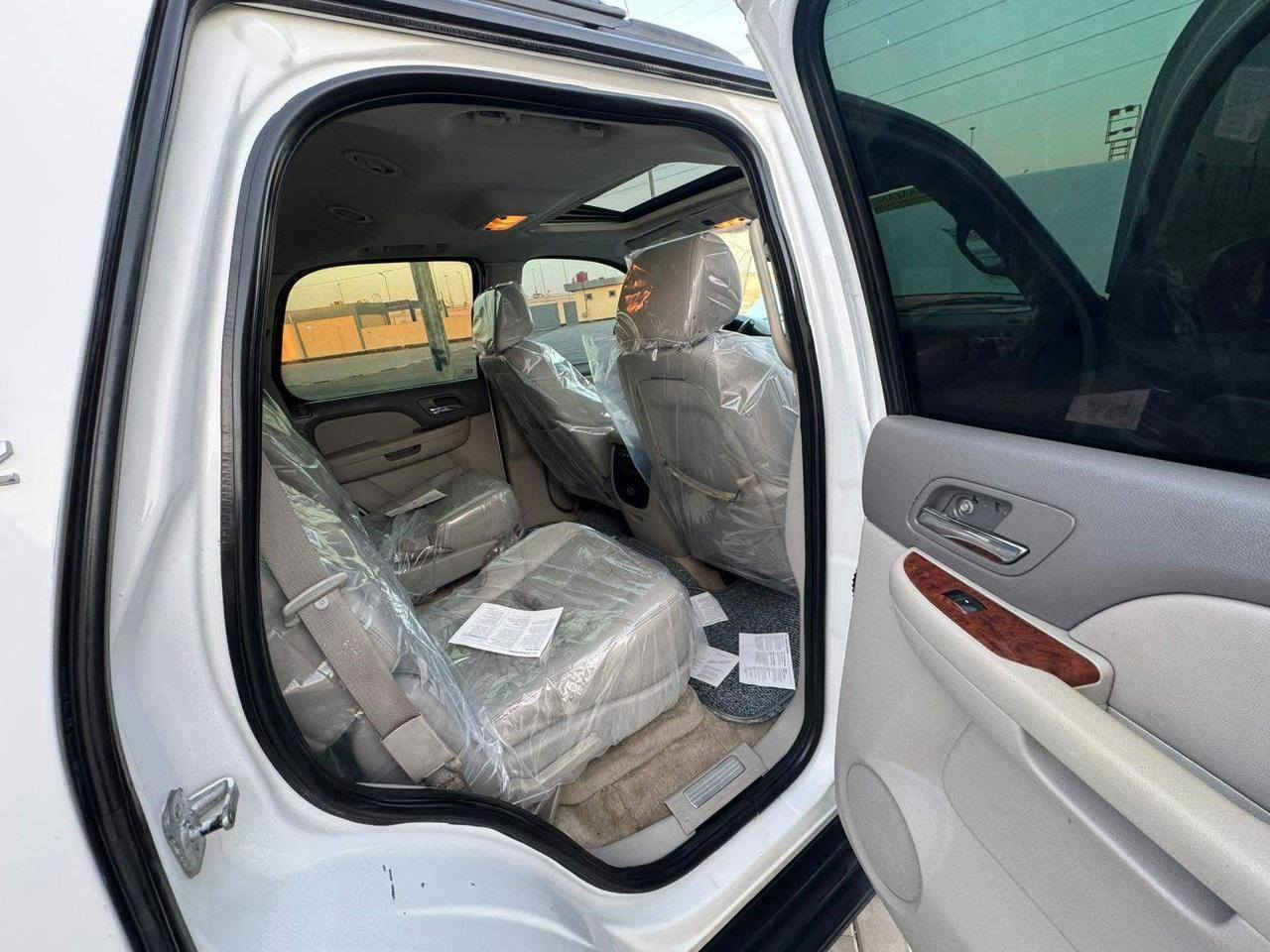 السلام وعليكم تاهو ادوات مديل 10فول مواصفات السياره كندي كفاله من كلشي السياره بل جيس كلش ريحت الشركه بيهه السعر 110وبيهه مجال الطيبين مكاني بل بصره المو شراي لا يتعبني اكو بل سوك حته ب50ورقه ها السياره متومه طبق الاصل وشرط الحاسبه ***********بي واتساب
