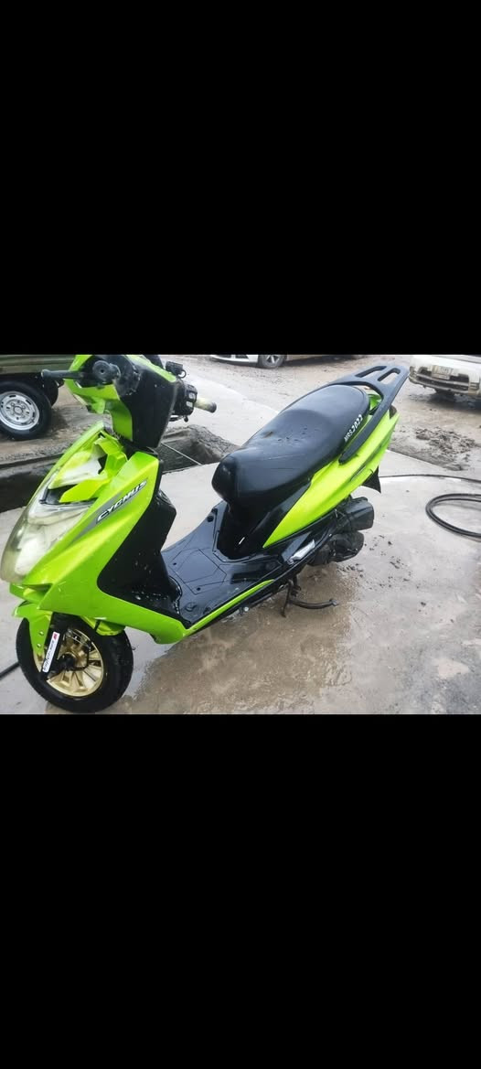 دراجه سكنز البيع عوزه بس مكنيت ب130 الف وبيه مجال تاخذه ع عطلها ***********

