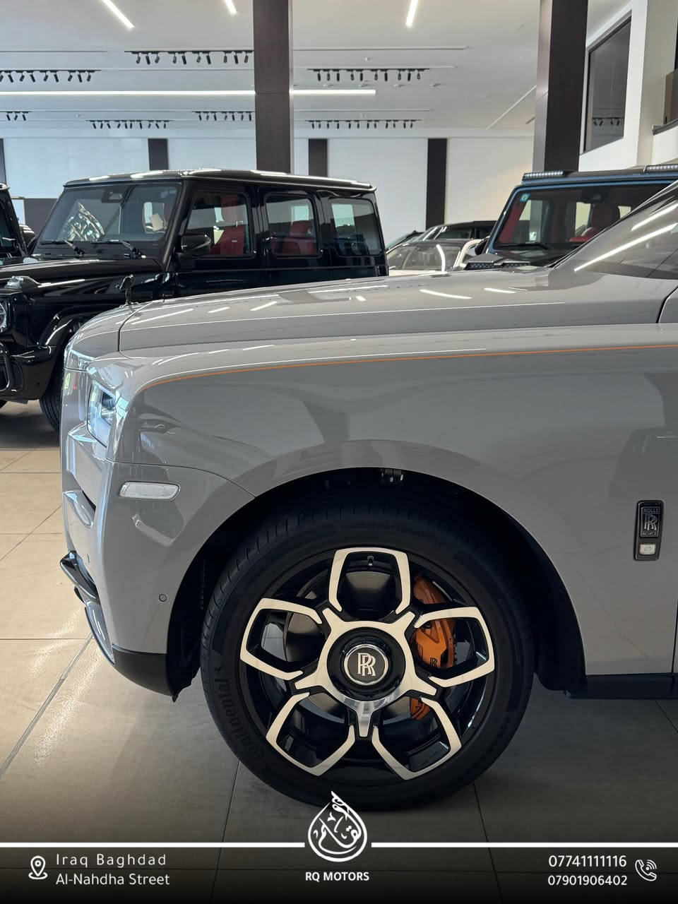 �🔥 رولز رويس كولينان 2024 (Black Badge / Cullinan) 🚘

🔥 ماشية قليل 1000 كيلومتر فقط – بحالة الوكالة 🔥

✨ المواصفات:

• محرك V12 توين تيربو سعة 6.75 لتر
• قوة 592 حصان (حتى 600 حصان بفئة Black Badge)
• نظام دفع رباعي AWD ذكي
• ناقل حركة أوتوماتيك 8 سرعات
• تسارع 0-100 كم/س خلال 5.2 ثانية تقريباً
• تعليق هوائي فائق الراحة مع نظام Magic Carpet Ride
• أبواب رولز رويس الشهيرة (Coach Doors) بفتح عكسي كهربائي
• مقاعد جلد فاخر مع تبريد وتسخين ومساج
• سقف النجوم Starlight Headliner الأصلي
• شاشات معلومات وترفيه متطورة مع نظام ملاحة
• كاميرات 360° + حساسات أمامية وخلفية
• نظام صوتي Rolls-Royce Bespoke Audio الفاخر
• ثلاجة خلفية + طاولات تنفيذية (حسب التجهيز)
• إضاءة داخلية محيطية فاخرة
• نظام رؤية ليلية Night Vision
• أنظمة أمان متقدمة (تنبيه اصطدام، المحافظة على المسار، مراقبة النقطة العمياء)
• جنوط رياضية فاخرة بقياسات كبيرة
• بصمة دخول وتشغيل ذك

للأستفسار اكثر زيارة موقعنا الكائن معارض النهضة الشارع الرئيسي 
‎‏‎اوقات العمل من السبت الى الخميس
‎من الساعه 10:00 صباحاً الى الساعه 7:00 مساءاً 
‎‏‎للأستفسار الاتصال على الارقام 
*********** 
***********
