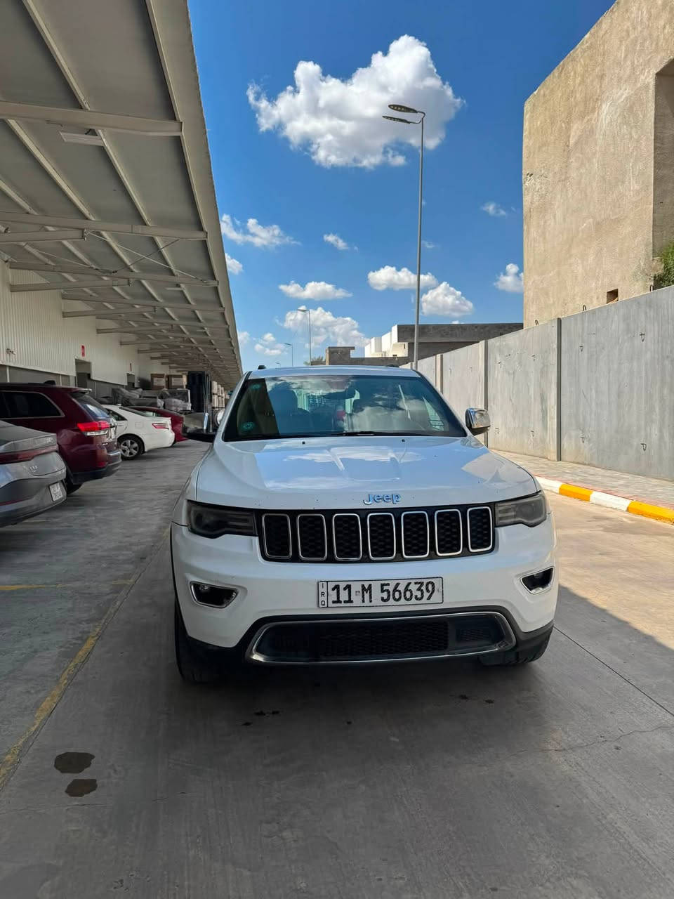 جيد وأرد امريكي لمتد  معروفه مواصفاتها 2019 ضررها بسيط وحلو خشم لجاملغ الامامي بدون اي دواخل ولا شاصي رقم بغداد سيارة نضيفة بيها بعض الملاحظات السعر 225 ورقه. وبيها مجال للشراي مكاني بغداد 
***********
