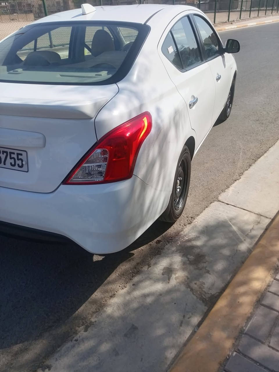 السلام عليكم اني مكلف بالنشر ركز وغير متواجد على فيس  نيسان سني هندي إم بليته زركه سياره بيهه بس دعاميه اماميه فطر زغير موضع بلصوره  

سياره ماشيه 29 الف  رقمه اربيل جديد سنويه ال30
سعرهه 128 بيهه مجال  ستفسار عله رقم مكان كربلاء 
‏‪***********‬‏
