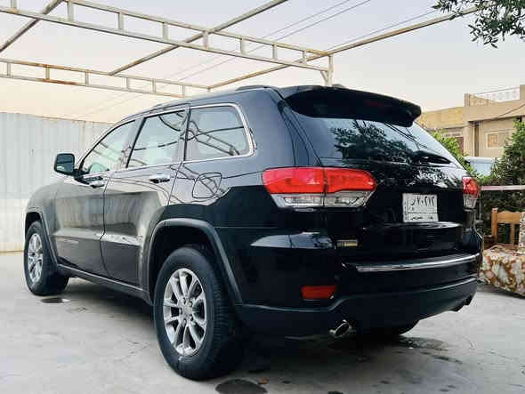 للبيع جيب شيروكي رقم بغداد موديل  2014  … لمتددد… فول مواصفات مكينه 3600 لون اسود ملكي  حادثه بسيط جدا بس حافته البنيد بدون دواخل مكفوله غير البنيد شرط من البارد والشخوط جاهزه من كولشي للاستفسار عل الرقم ***********
