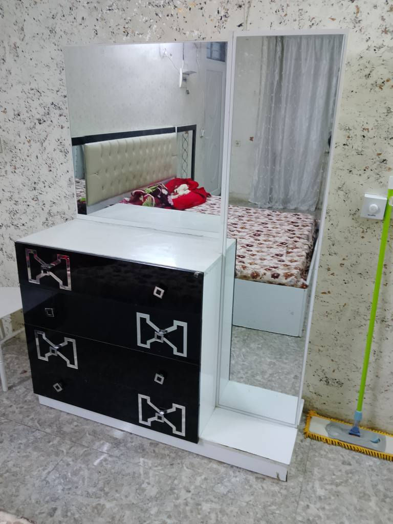 غرفة نوم تركي مستعمل نضيفة من  سبعة قطع  مكان حي الخضراء كركوك, العراق


**إذا كنت صاحب هذا الإعلان وتريد حذفه لأي سبب، رجاءا أرسل رسالة إلى الدعم الفني**