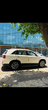 ٢٠١٤ • ٢٤٠٠ ٤ سلندر • ماشيه ١٤٣ الف