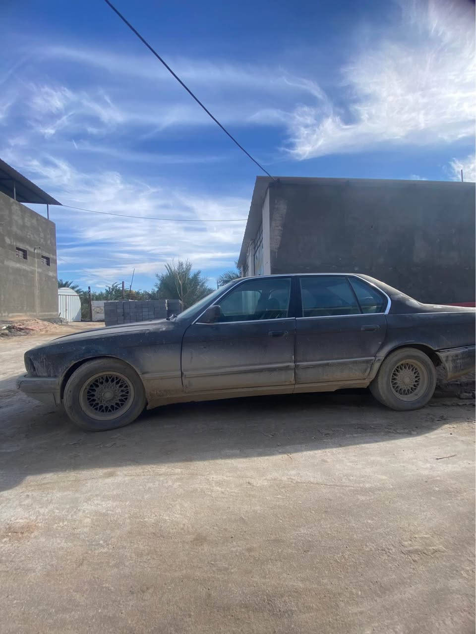 السلام عليكم اخوان BMW 730
سيارة بيها مكينة وكير 3000vvti
الگير گايم ،تبريد شغال ونعمة من الله بس هسه من اجه الشته وكف الفان
سنوية منتهية 2019 رقم بصرة أ شرط التحويل
مكان السيارة قضاء المدينة 
رايدها ب24 مجال بسيط
اخوان السيارة عليها نصبة حلوة وبديها يرادله بس صبغ شوية جارد والسيارة واكفة صارلها شهرين 
دواخلها بيجي على عسلي بلاد ما مبدل غرفة 
غرفتها حلوة مثل الصور
اتصال او واتساب وتدلل *********** المدينة, البصرة
