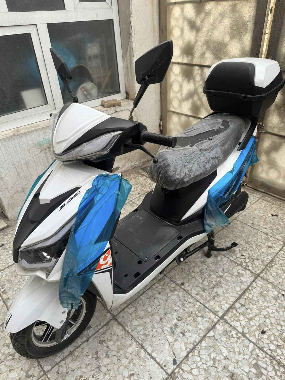 السلام عليكم دراجه شحن ماتركس ام الجنطه
موديل 25 الدراجه نضيفه كلش وجديده الله شاهد 

السعر (مليون 150 )وبيها مجال 

عنوان مدينه الصدر الداخل قطاع 11

هاتف/ ***********
