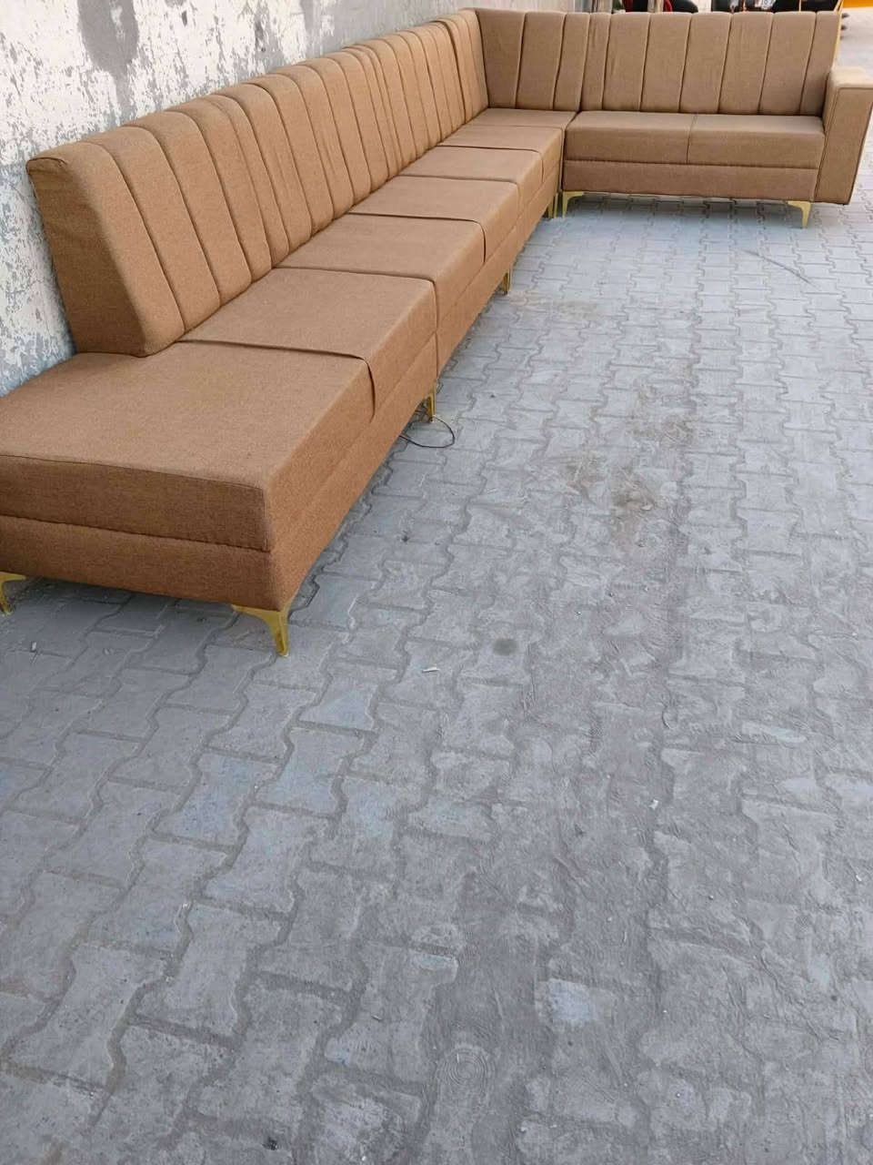 دواوين تزكام جديد ما مستعمل شغل درجه اولى ٦ ونص متر ١٠ نفر .ديوانيه .الاسكان .مقابل المعهد التقني ***********
