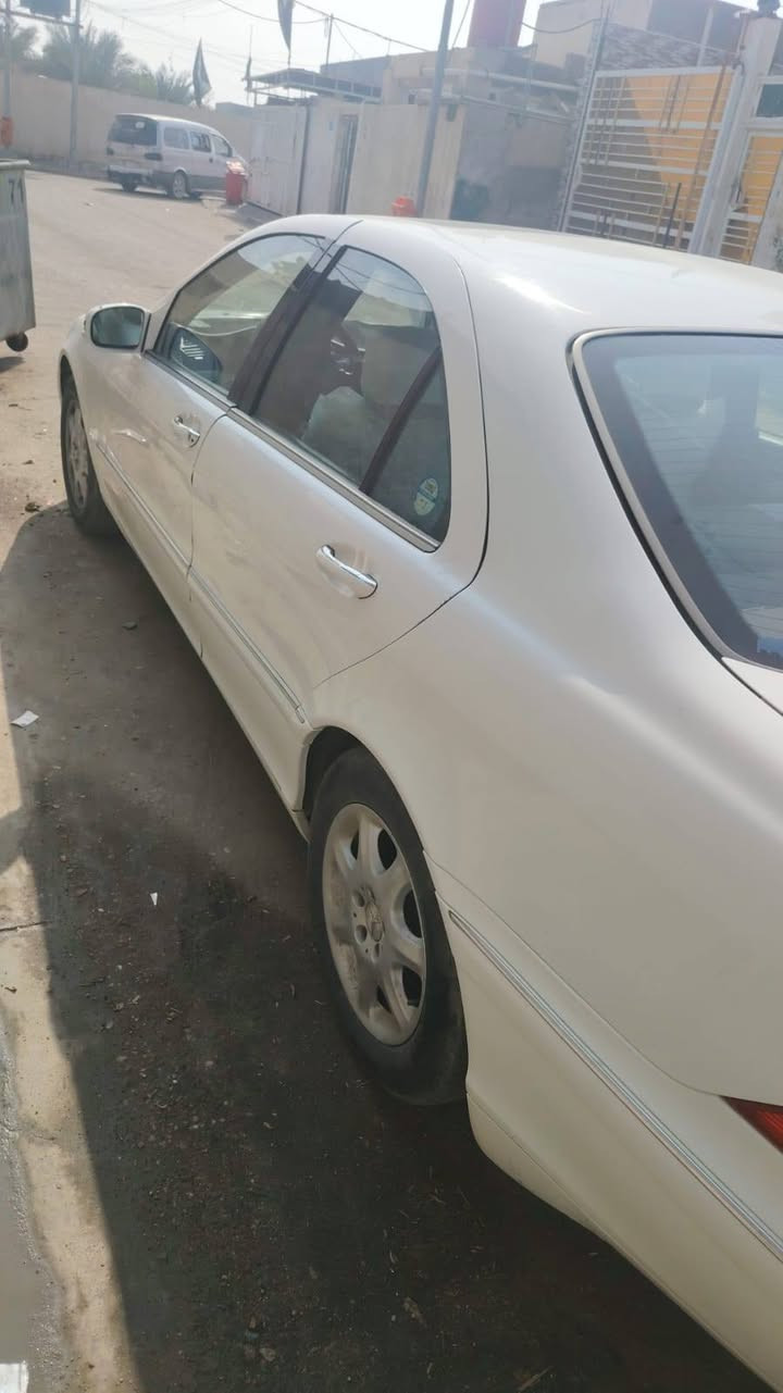 السلام عليكم مارسدس موديل 2005 سياره كارتون شرط حديده سياره كامله تبريد حداده تخم تاير مكينه السياره جاهز ***********  حديده حديده اتصل وبخدمتك
