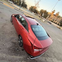 الانترا 2021 أمريكيه محرك 2000 دوش جاملغ. خلفي وشويه بقبق الجنطه بجم ك...