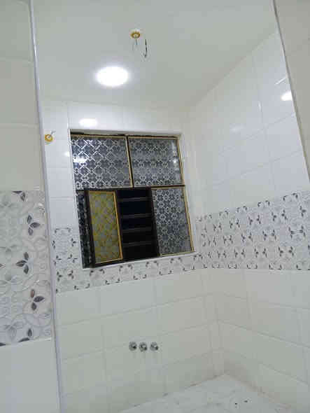 بيت 50م بناء جمهوري شغل درجه اولى وصب الفوك والجوه غرفه وصاله ومطبخ وتخاريج بوري سبلت دفن نزالات تقطير العنوان النجف شارع المطحنة سعر 24 وبي مجال ***********
