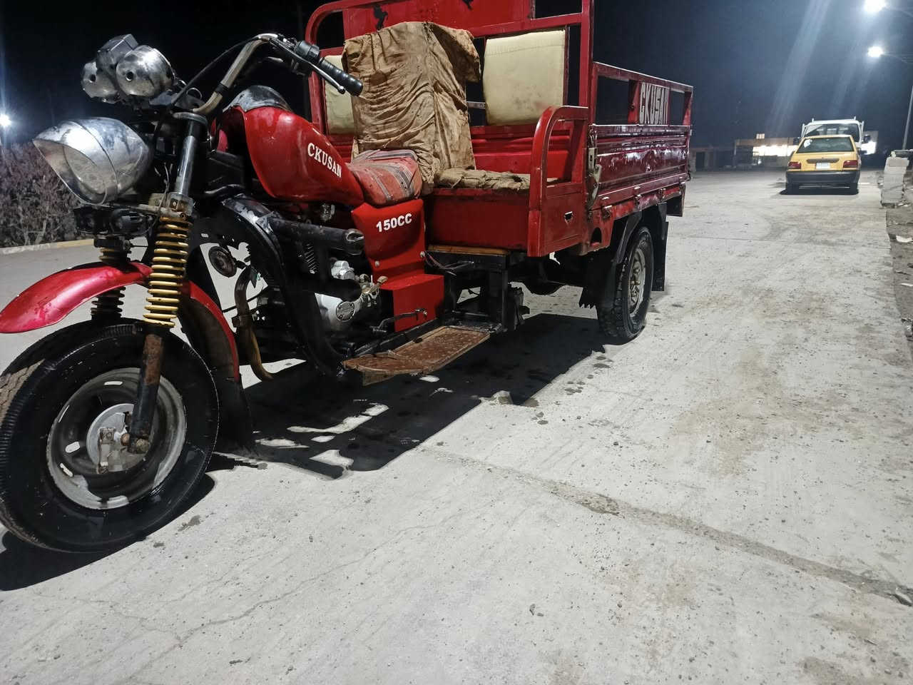 سلام عليكم ستوته البيع 
  وراق صولي ستوته نضيفه 
موديل 15  الستفسار كثر  ينتصل  عله الرقم
***********
