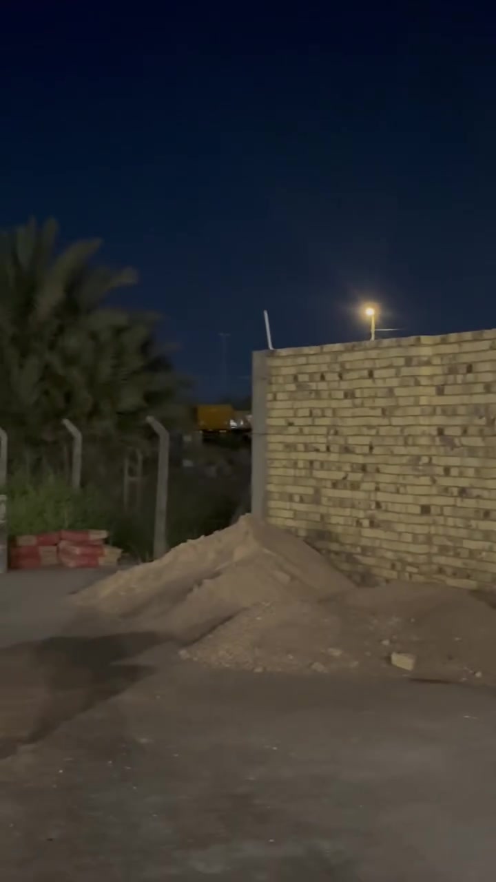 السلام عليكم قطعه طابو زراعي صرف باسمي
المساحه 216 
واجهه 9
نزال 24

حي الكفائات قبل كوين بارك 
خلف التجاري 
***********
