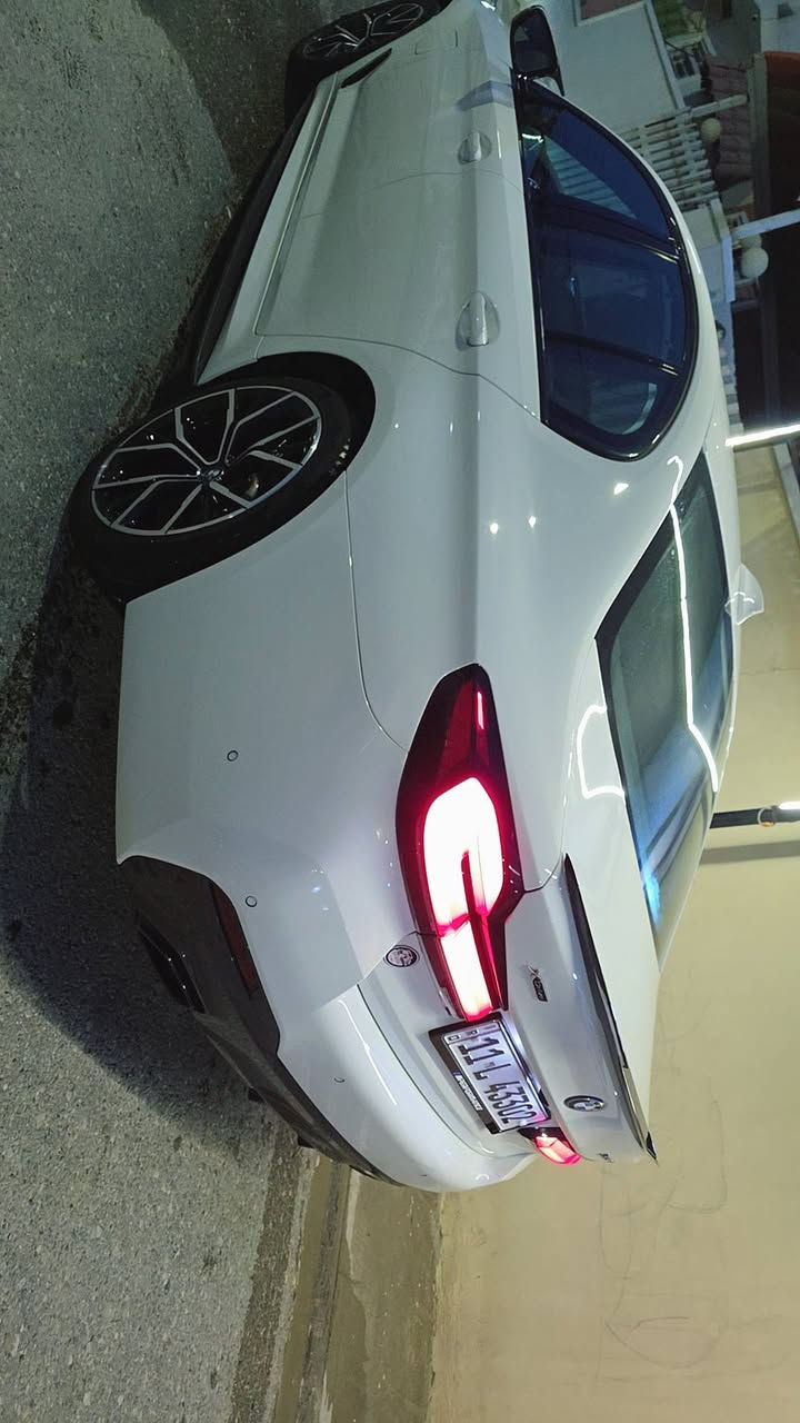 530e model 2023
وارد امريكي قطعه واحده صبغ شبر ماشيه 54الف كيلو

فول مواصفات فول m kit 🤌🏻🤌🏻🤌🏻👇🏻👇🏻

✅مغلفة ppf ساري الضمان

✅داخل ابيض دزاين700

✅كشنات الاماميه تبريد وتسخين

✅الكشنات الخلفيه تسخين 

✅برادات جانبية وخلفيه  كهرباء

✅رادارات اماميه وخلفيه وجانبيه 

✅دركه كاربون بلاديه 

✅الكشنات فول كهرباء 

✅سستم صوت هارمن كاردن 

✅سبايدرات وتكم  ولحيه كاربون فايبر

✅. علما السياره ايرباك برده وراجع سستم

***********
