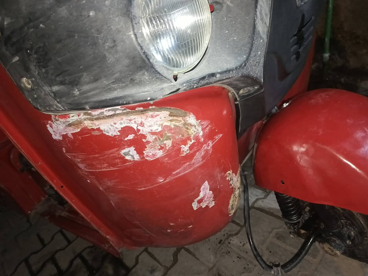 سلام عليكم تكتك لبيع موديل 18مكينه ما عشرين تكتك وراق بكاني بغداد فلكت حي نصر ***********
