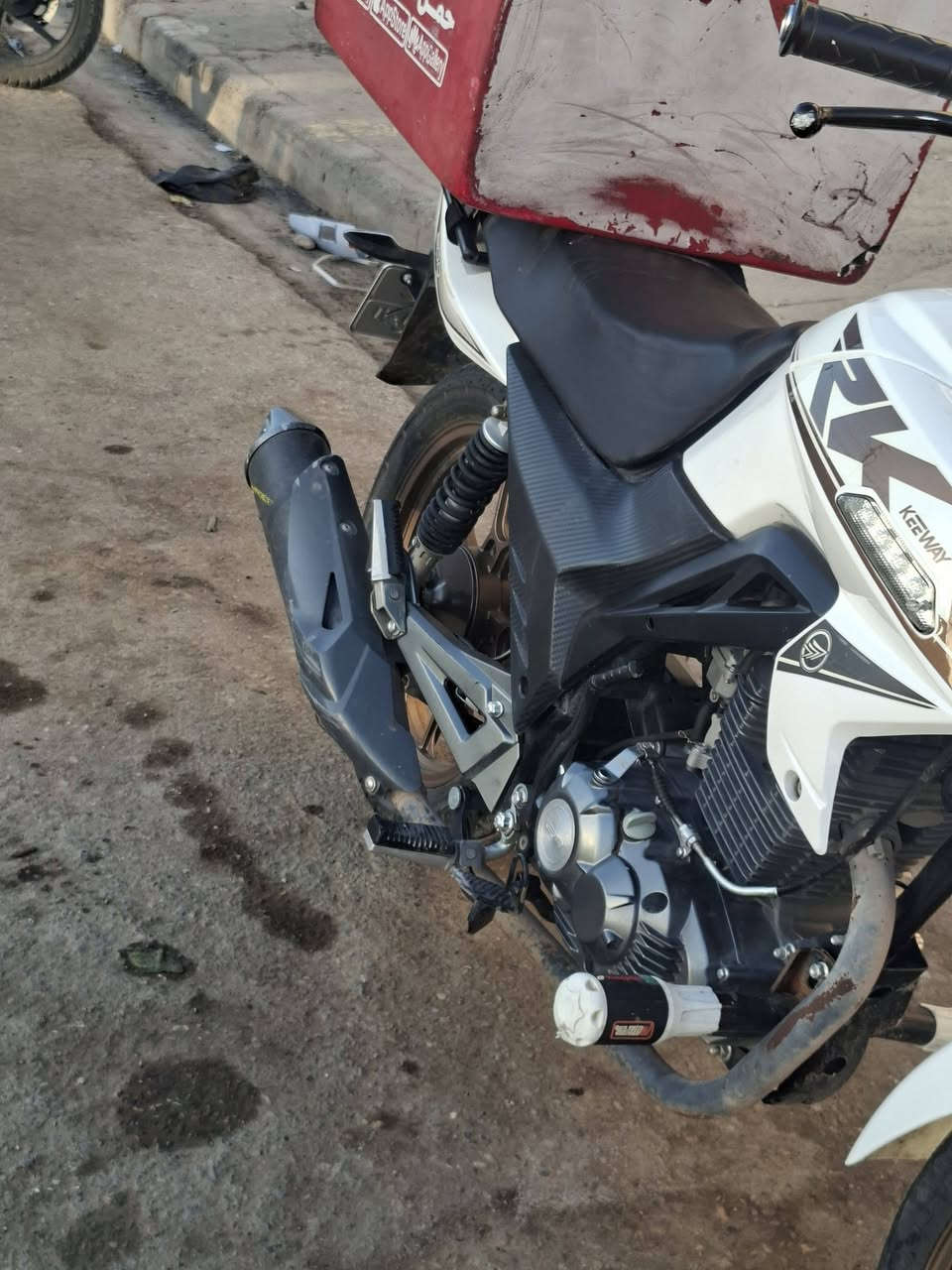 السلام عليكم شباب عندي دراجه rk للبيع او مراوس بشاينينك
***********
