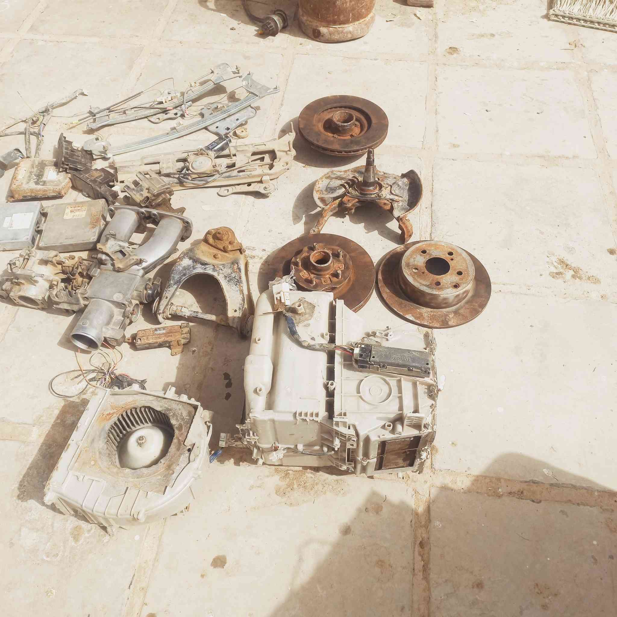 غراض بطه البيع  غماس رقم ***********
