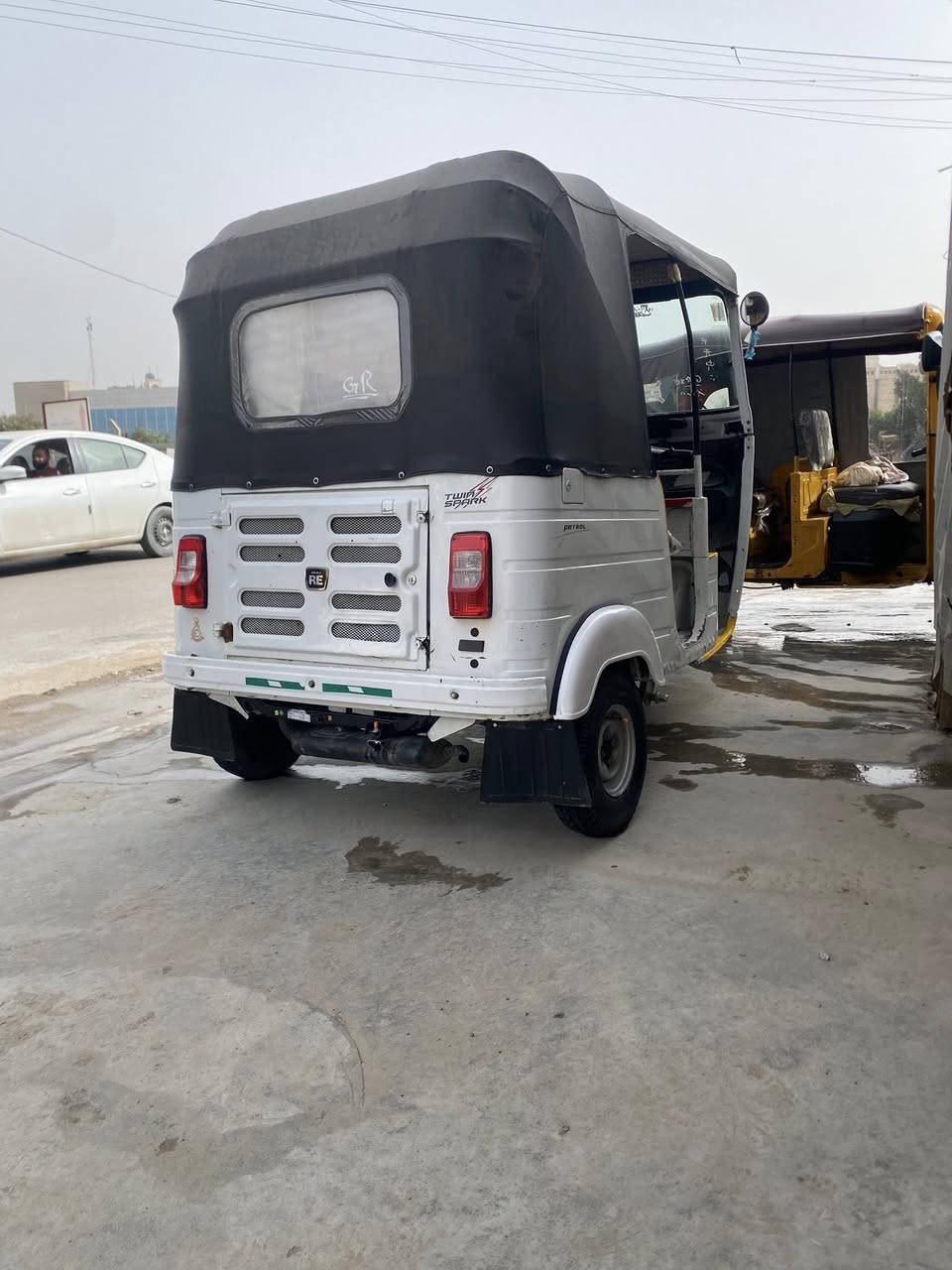 مديل ٢٠ تكتك نضيفه بلاديه كشر بدون صبغ بلادي مرقم بسمي مكان بغداد الغزاليه تكتك كامله مكمله كبل لل شارع سعر ٧٠٠٠وبيه مجال. ***********
