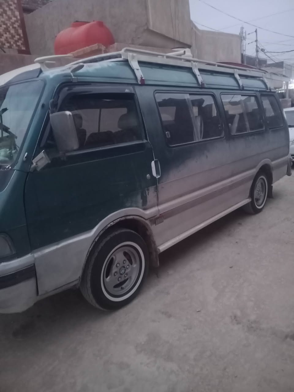 السلام عليكم كيه اسيا موديل ٩٥رقم بابل انكليزي مشروع وطني سيارة بلادي جاهزة من كلشي ٦٨ بيها مجال قليل سنوية ل٢٠٢٨ العنوان حلة قرب جسر نادر هذا رقم تلفوني ***********
