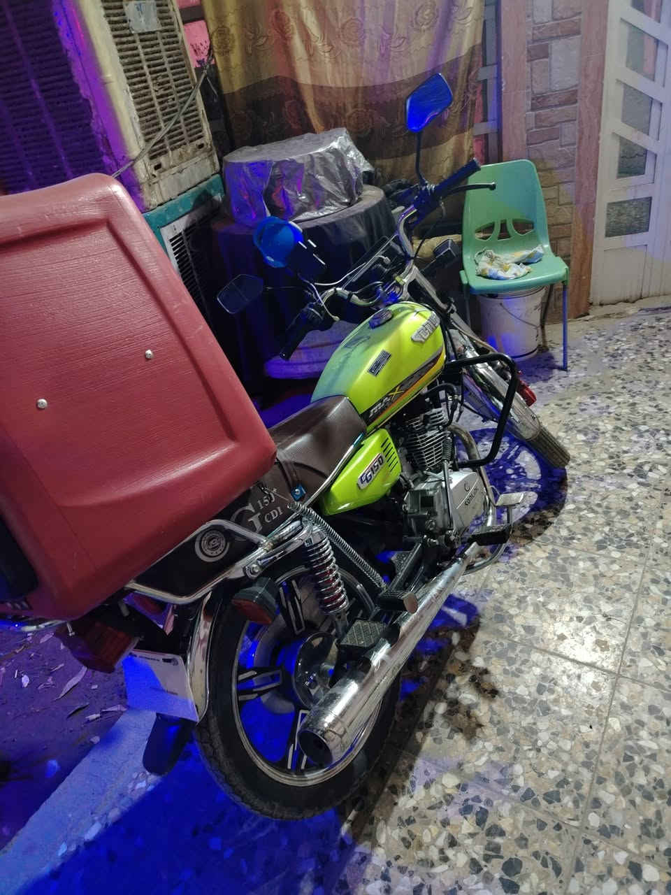 دراجه سونك  موديل 23 دراجه كلش نضيفه برغي مامفتوح العسر 700 بيه مجال العنوان بغداد المحالف رقم ***********
