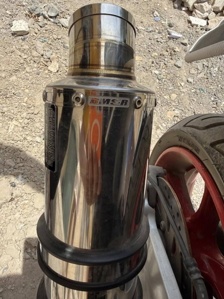 صلنصه رياضي ياباني قطعتين ام الحساس جديده حيل للبيع او مراوس مع بلادي ماجستا اس الحديث واتساب ‭0750 641 3265‬
***********
