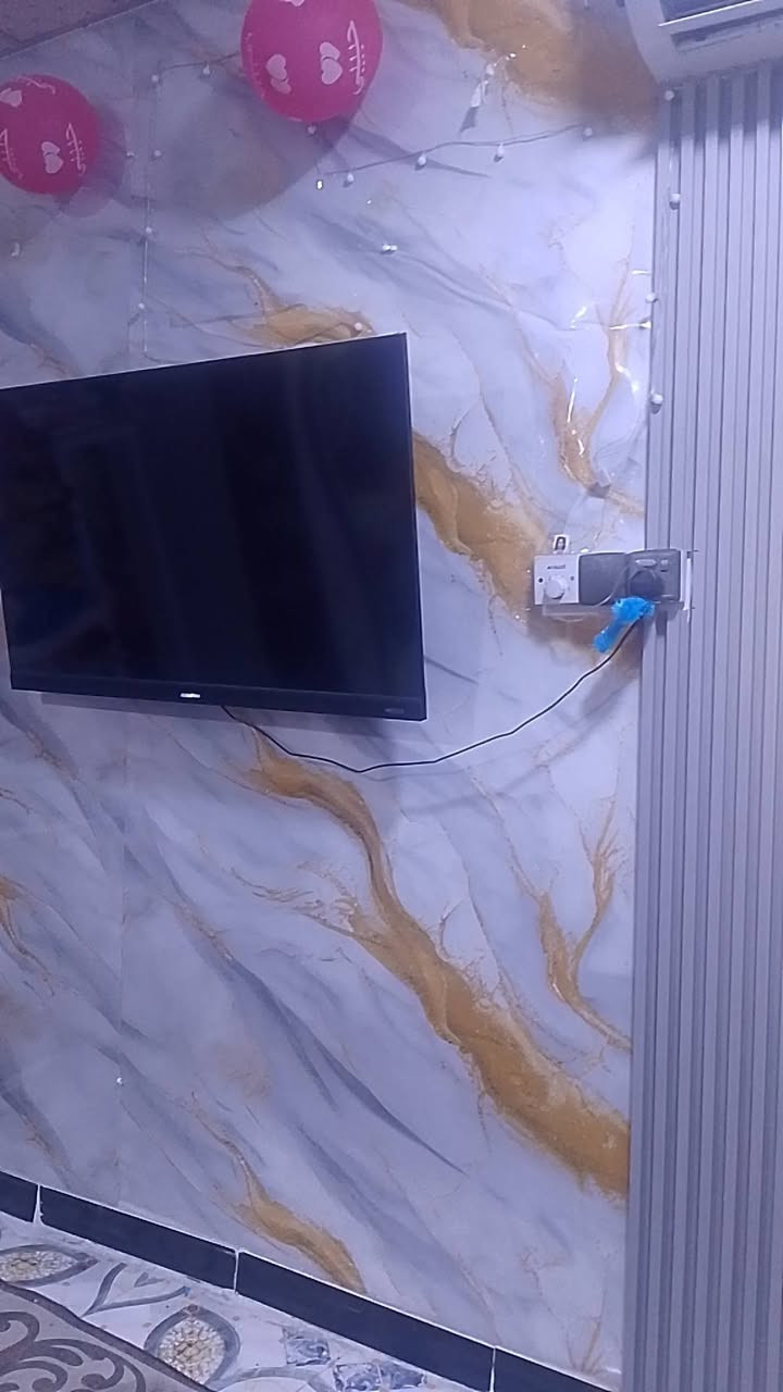 السلام عليكم
بيت طابو اسهم للبيع منطقة الثورة بناء بلوك السكف عكادة قرب حسينية محمد مقداد البيت مساحة 70م متكون من غرفه ومطبخ واستقبال وصحيات بي نواقص المطبخ والهول صبابه الغرفه سيراميك الشراي يتصل ع الرقم *********** السعر 45 وبي مجال
