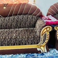 عندي تخم قنفاق رئاسي مستخدم للبيع عباره عن اربع كراسات وقنفتين كبار وه...