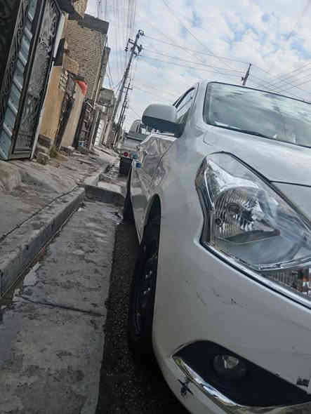السلام عليكم
نيسان سني هندي 2021 رقم اربيل بليته زرقاء 
مكفوله من الصبغ والضربه
 بيها فقط طخه خفيفه في الجاملغ الامامي الايسر ترجع بارد عايفها مامصلحها 
وطخه خفيفه بارد طارف خشم البنيد وطارف الجاملغ الايمن موضحه بالصور. ماشيه 126الف. ادامه كامله عليها تخم تاير جديد وباتري جديد نوزلات بلكات عبوه بانزين كله جديد متصرف عليها دينار واحد بيها منظومة غاز اصليه من مصفى الدوره قبل 3 اشهر 
السعر 118 وبيها مجال قليل 
غير متواجد ع الفيس نهائياً
التواصل:  *********** بي واتس اب
