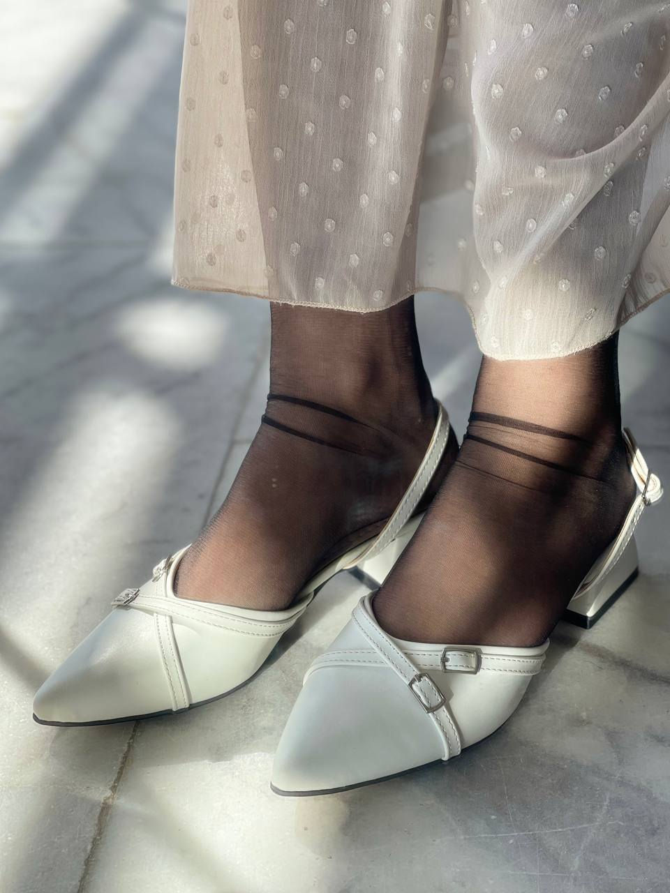 Venesia_77

▪️حذاء كعب 
 القياس فقط داخل الصور   
▪️السعر 10 فقط 

#احذية  #حقائب  #اكسبلور  #ازياء #اكسبلورفولو 
#برنس #اناقة #عباية #كعب


**إذا كنت صاحب هذا الإعلان وتريد حذفه لأي سبب، رجاءا أرسل رسالة إلى الدعم الفني**